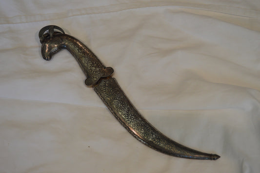 Fine Indian Dagger with Ram's Head Pommel.